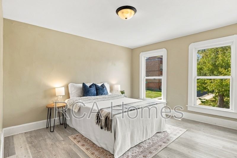 1555 Barth Ave - Photo 7 of 12