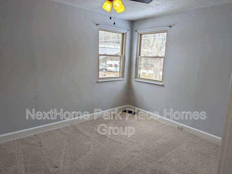 5514 Countryside Dr - Photo 3 of 9
