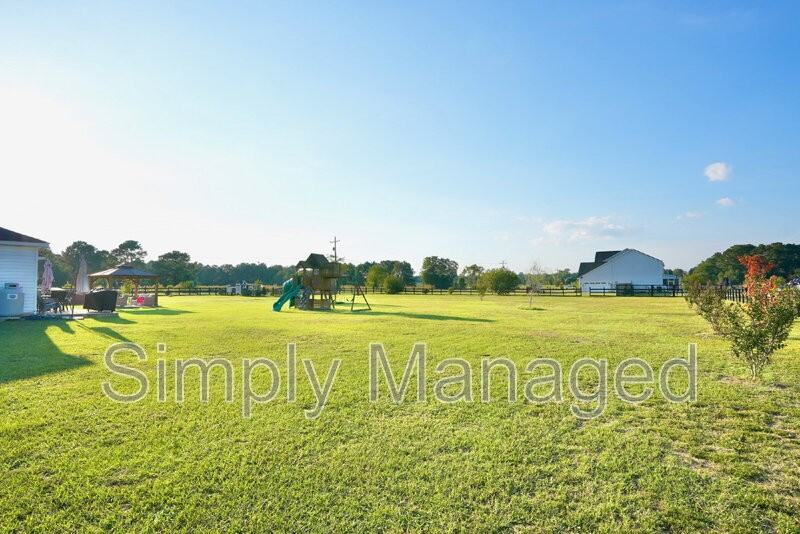 2915 Duck Pond Rd - Photo 5 of 46