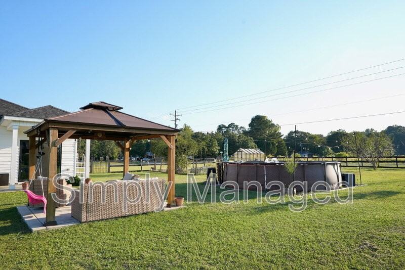 2915 Duck Pond Rd - Photo 7 of 46