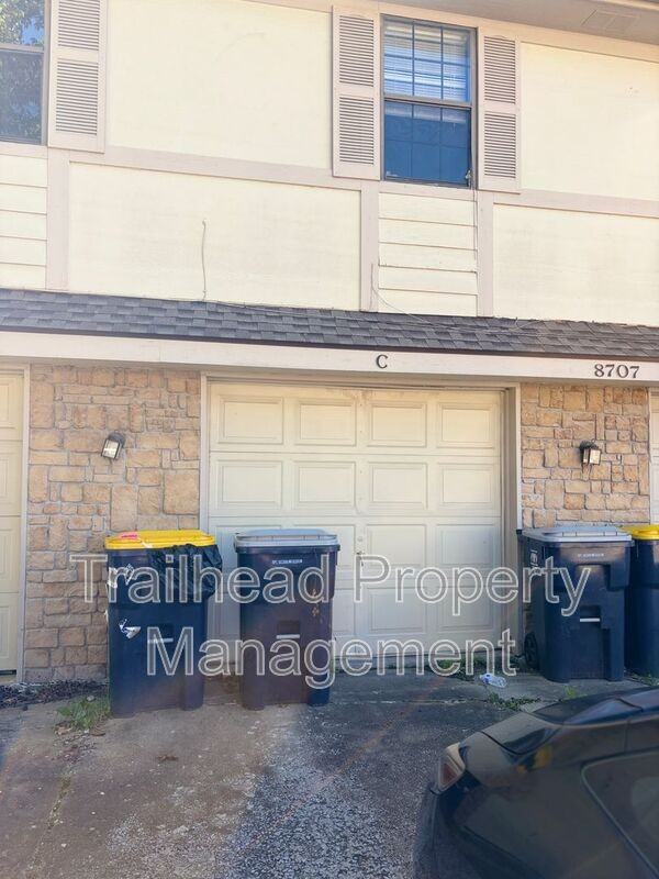 8707 Nw 82nd Ter #C - Photo 3 of 12