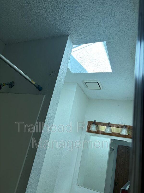 8707 Nw 82nd Ter #C - Photo 4 of 12