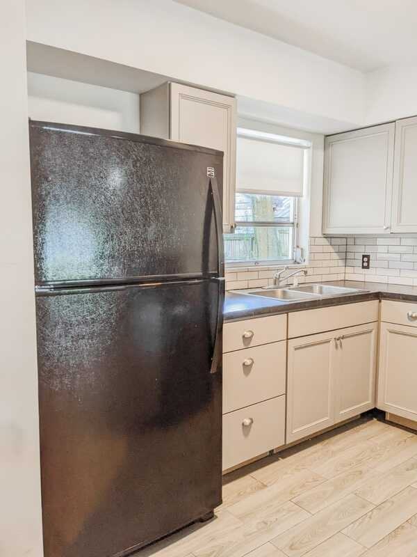 10520 54th Ave N - Photo 6 of 25
