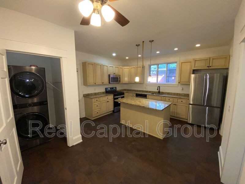 268 Georgia St #1 - Photo 5 of 13