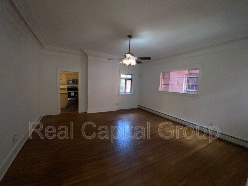 268 Georgia St #1 - Photo 6 of 13