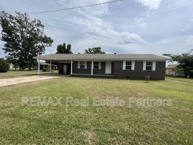 105 Griffith Dr