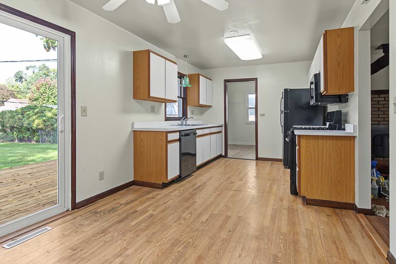 615 McHenry Avenue - Photo 6 of 13