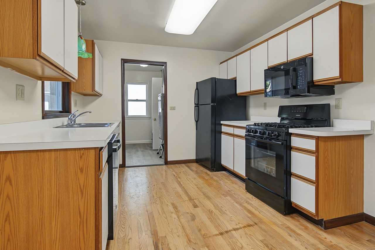 615 McHenry Avenue - Photo 7 of 13