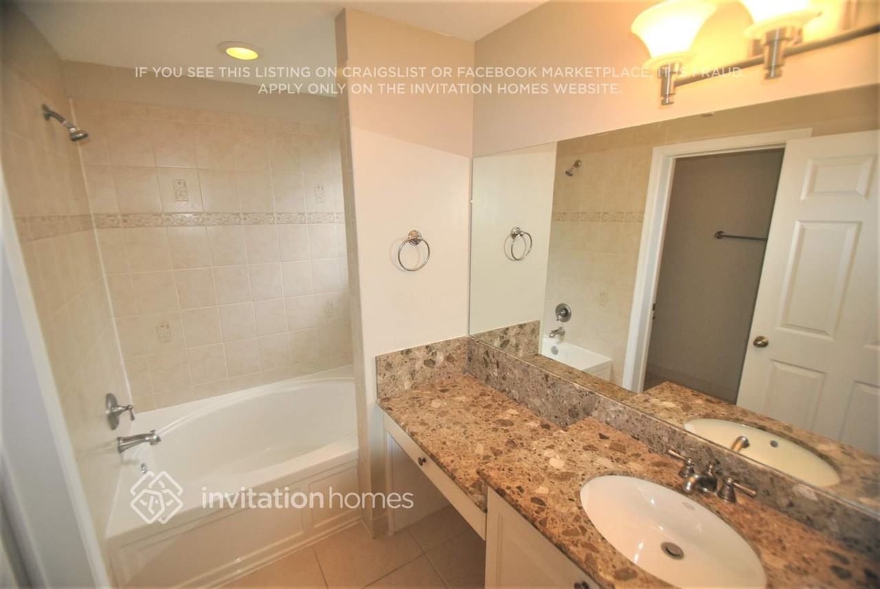 4549 Highgate Dr #B - Photo 7 of 10