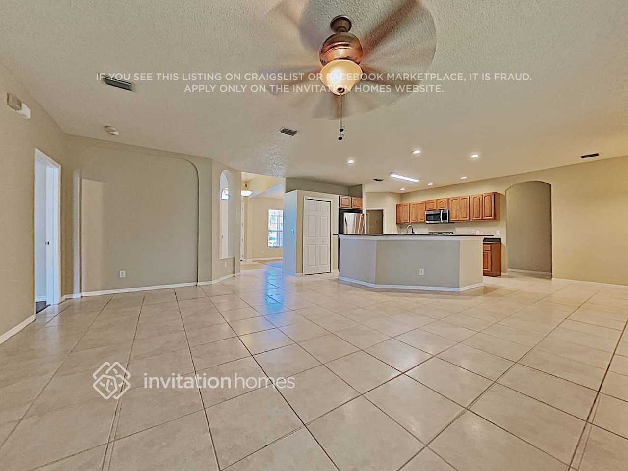 1852 Barrington Cir - Photo 6 of 18