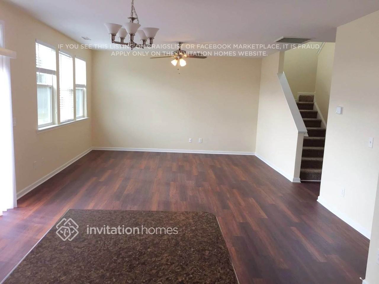 3501 Mackinac Island Ln - Photo 2 of 12