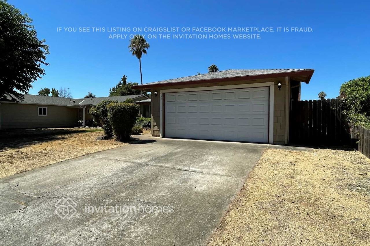 3612 Sarament Ct - Photo 3 of 18
