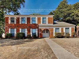 featured image of 11 Crooked Creek Ct