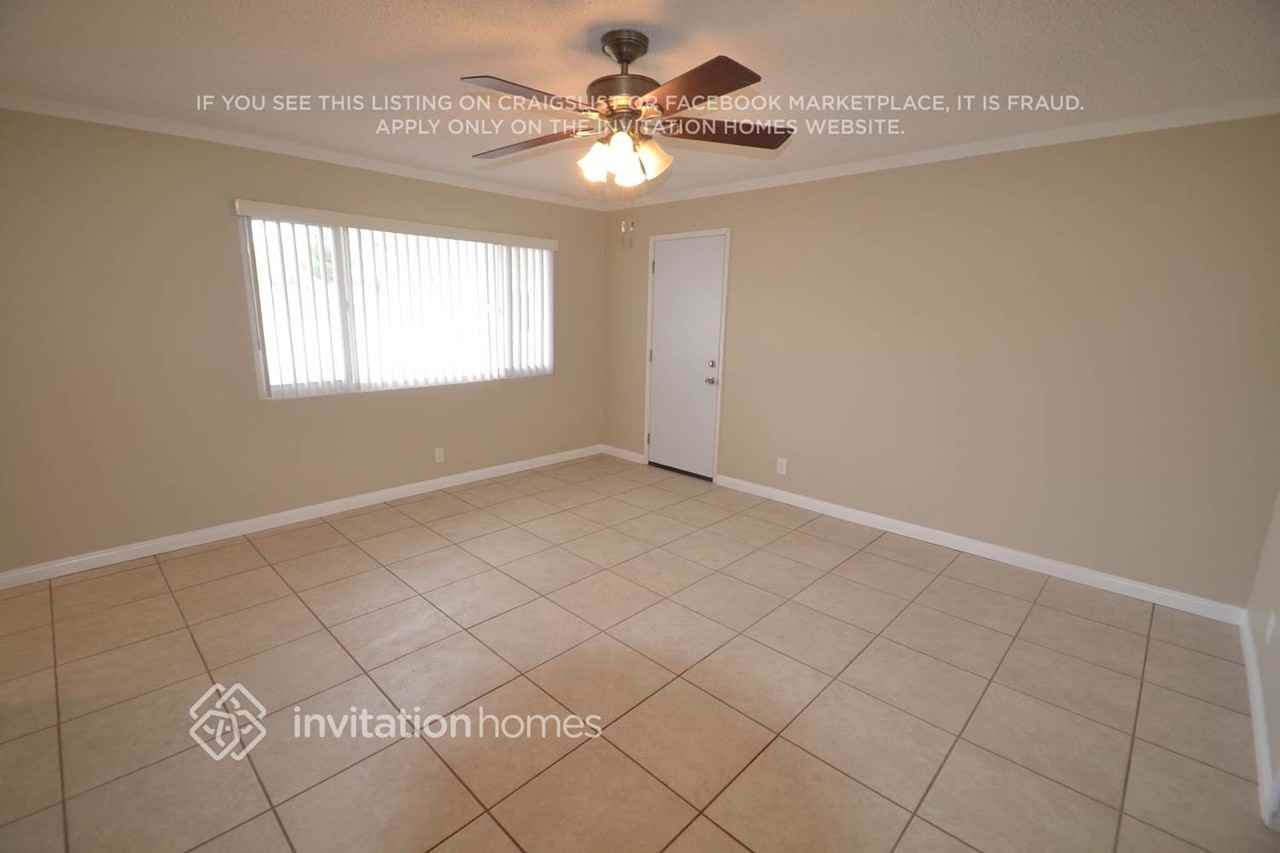 3188 Darlington Dr - Photo 7 of 18