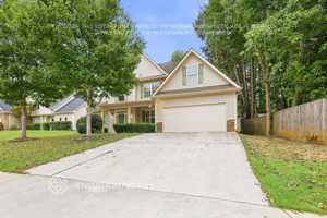 featured image of 90 Bedford Park Dr