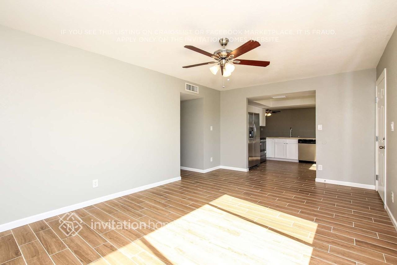 3622 E Bloomfield Rd - Photo 4 of 19