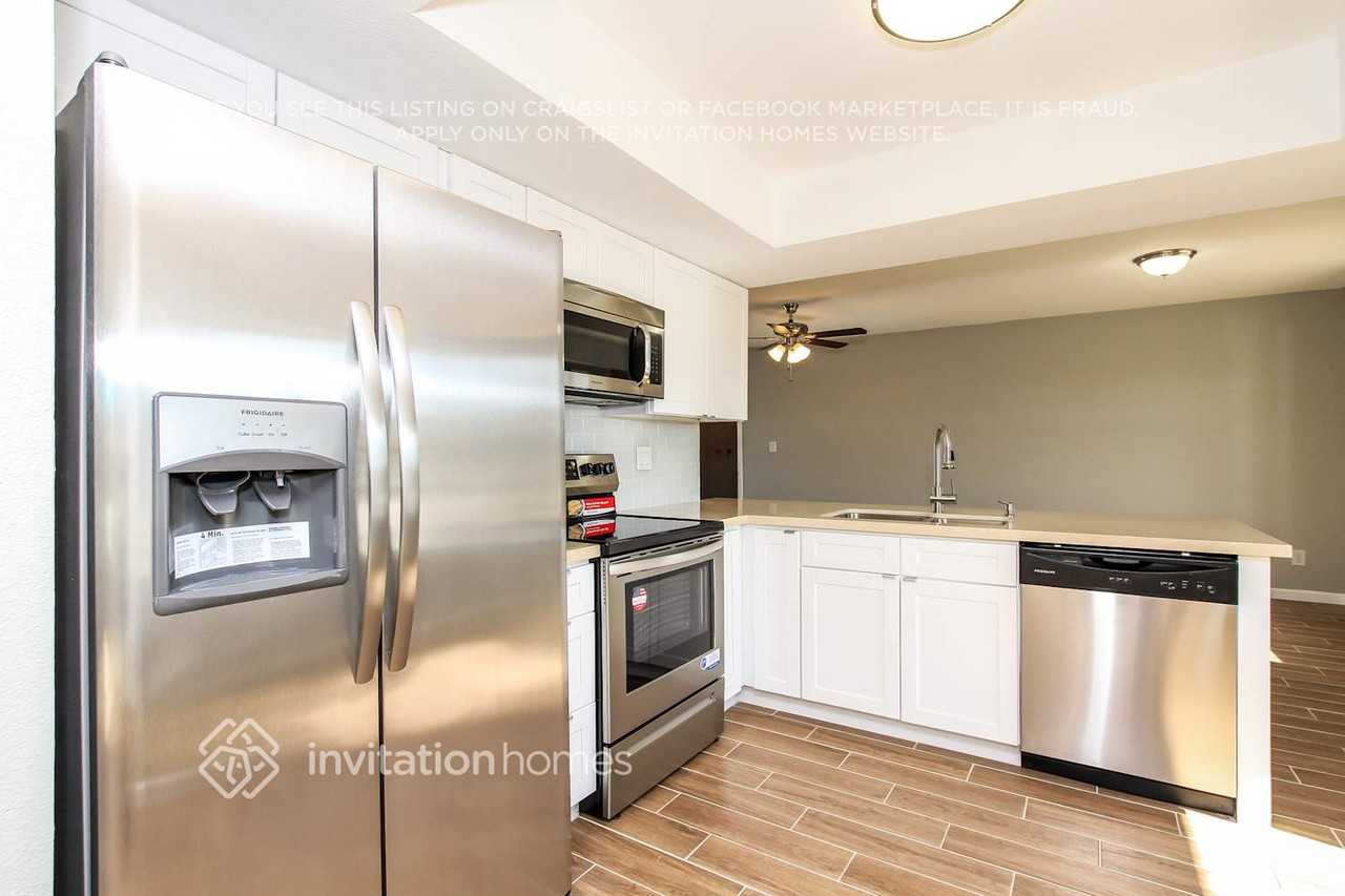 3622 E Bloomfield Rd - Photo 5 of 19