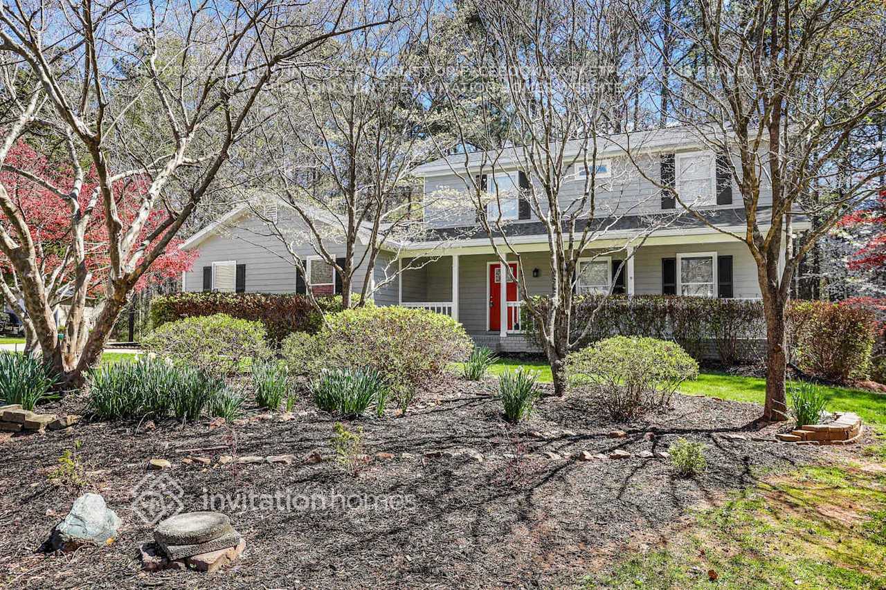 4885 Cove St - Photo 3 of 29