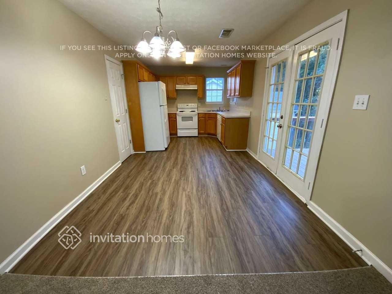 1735 Portwest Way - Photo 4 of 10