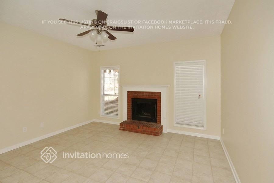 1851 Stone Forest Dr - Photo 4 of 18