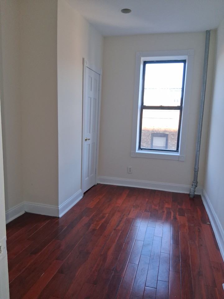 Magaw Pl & W 181st St #24 - Photo 7 of 11