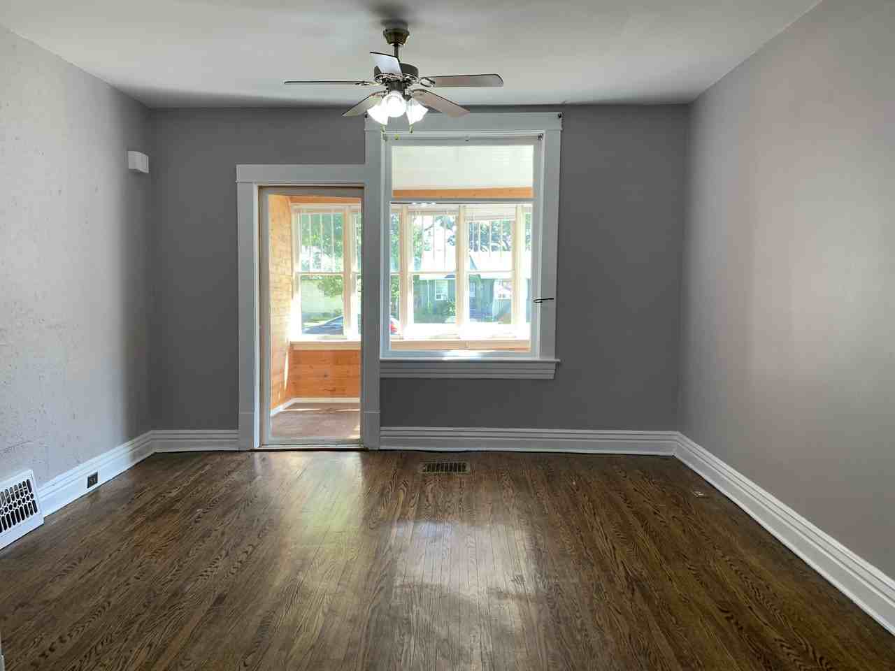 695 Jubilee Ave - Photo 3 of 25