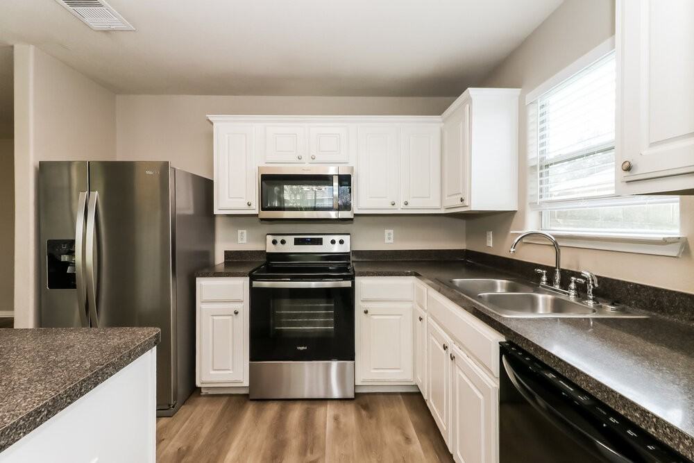 6823 Dawn Bloom Ln - Photo 7 of 16