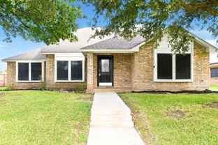 8801 Pine Forest Dr - Photo 1 of 1