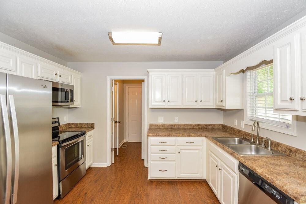 3345 Fletz Cir - Photo 6 of 18