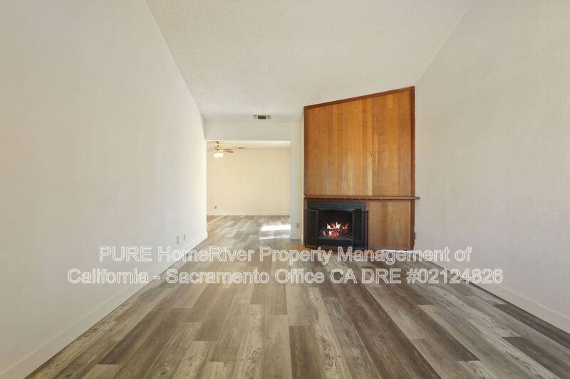 8128 Deseret Ave - Photo 3 of 36