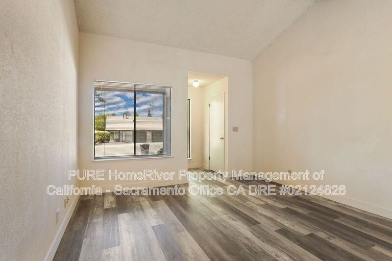 8128 Deseret Ave - Photo 5 of 36