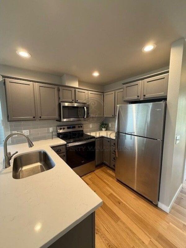 236 W Maberry Dr #203 - Photo 6 of 17