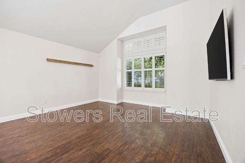 26 Driftwood Ct - Photo 4 of 49