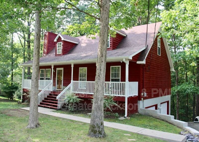 1036 Timber Ridge Ct - Photo 2 of 8