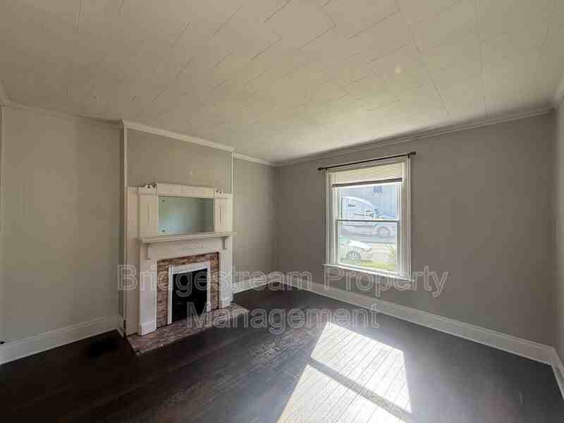 119 E Foraker St - Photo 5 of 9