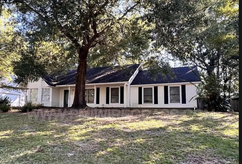 108 Edinburg Dr - Photo 2 of 8