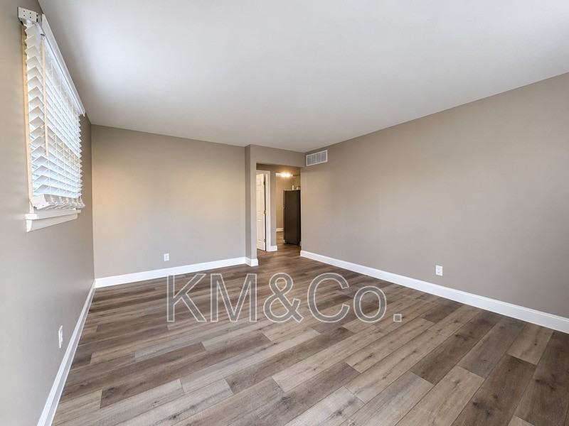 11 Branson Dr - Photo 3 of 13