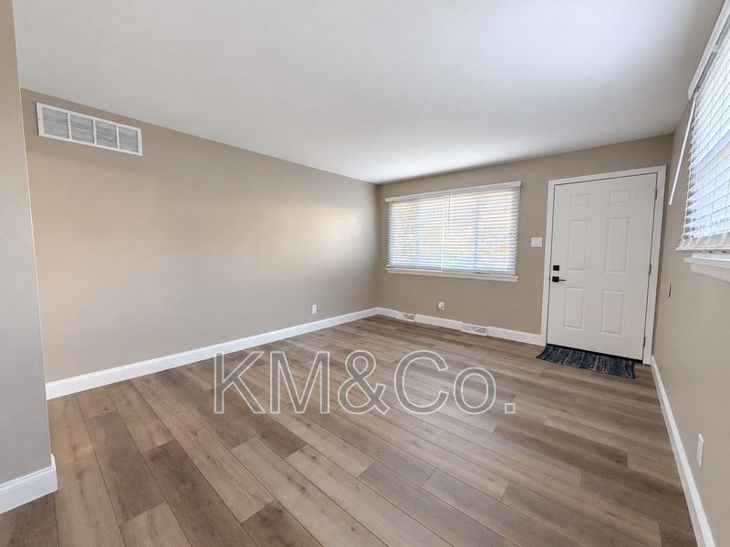 11 Branson Dr - Photo 4 of 13