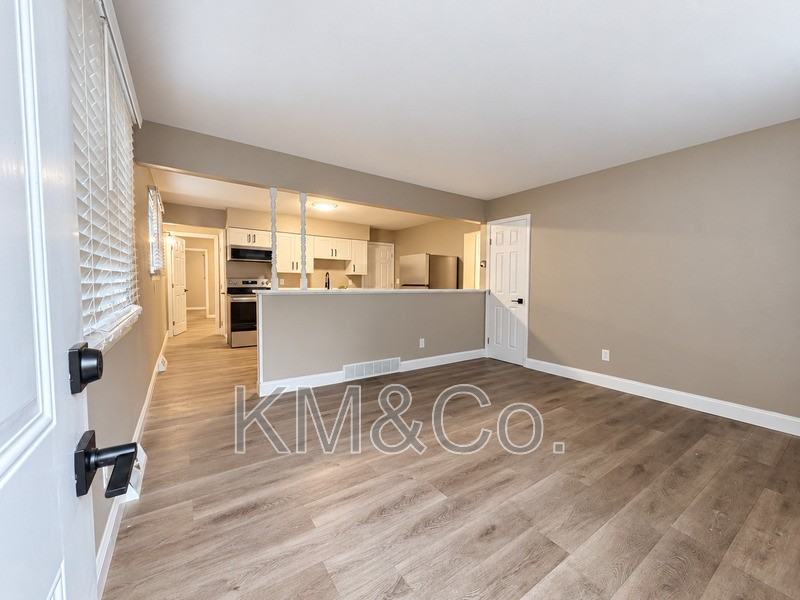 10 Branson Dr - Photo 2 of 12