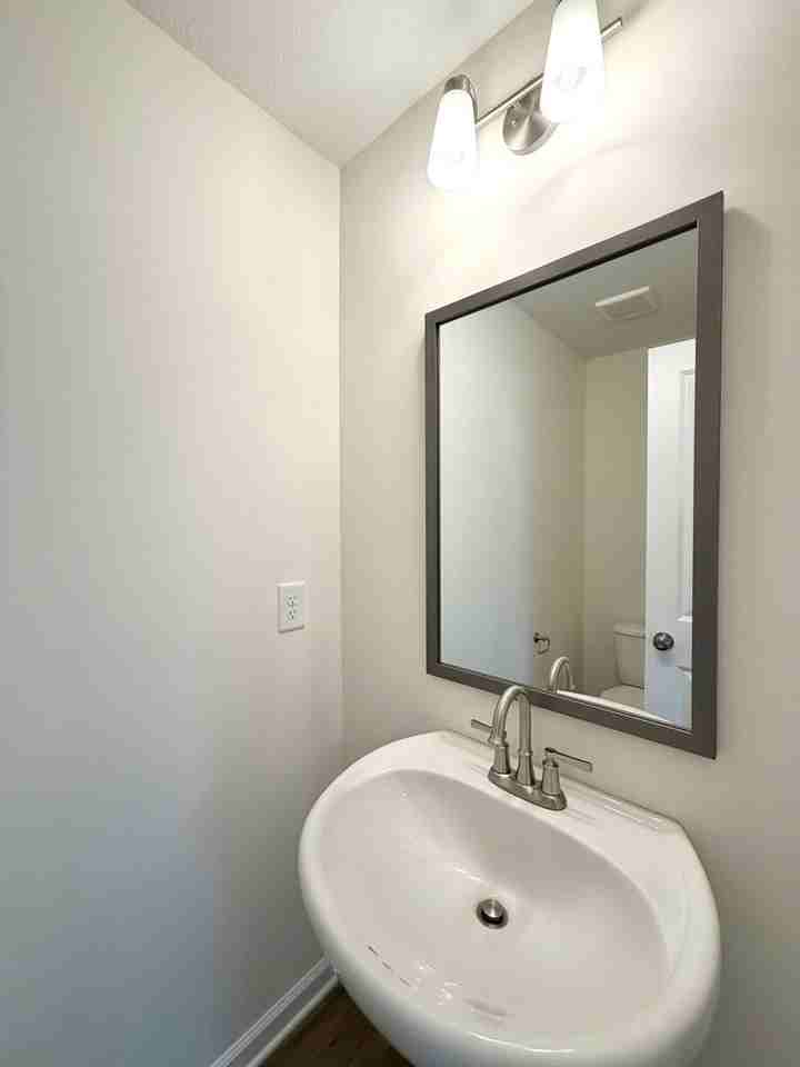 922 Peaceful Pl #922 - Photo 5 of 30