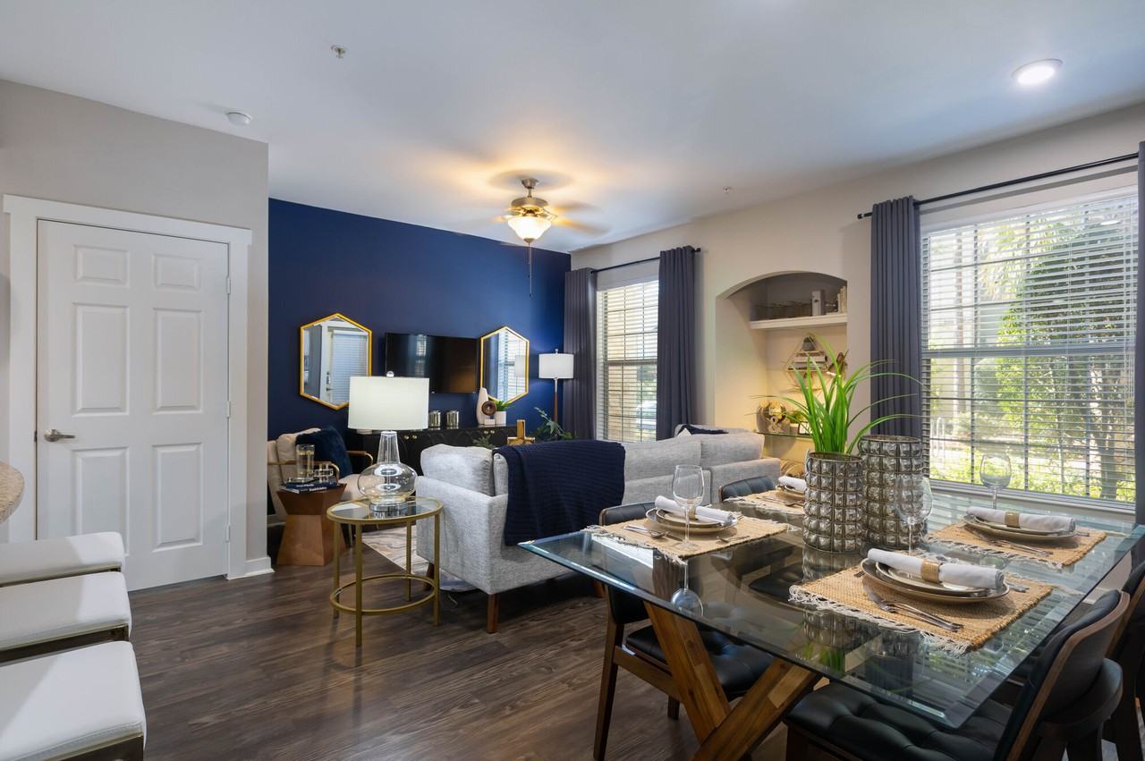 Lakefront Villas - Photo 3 of 50