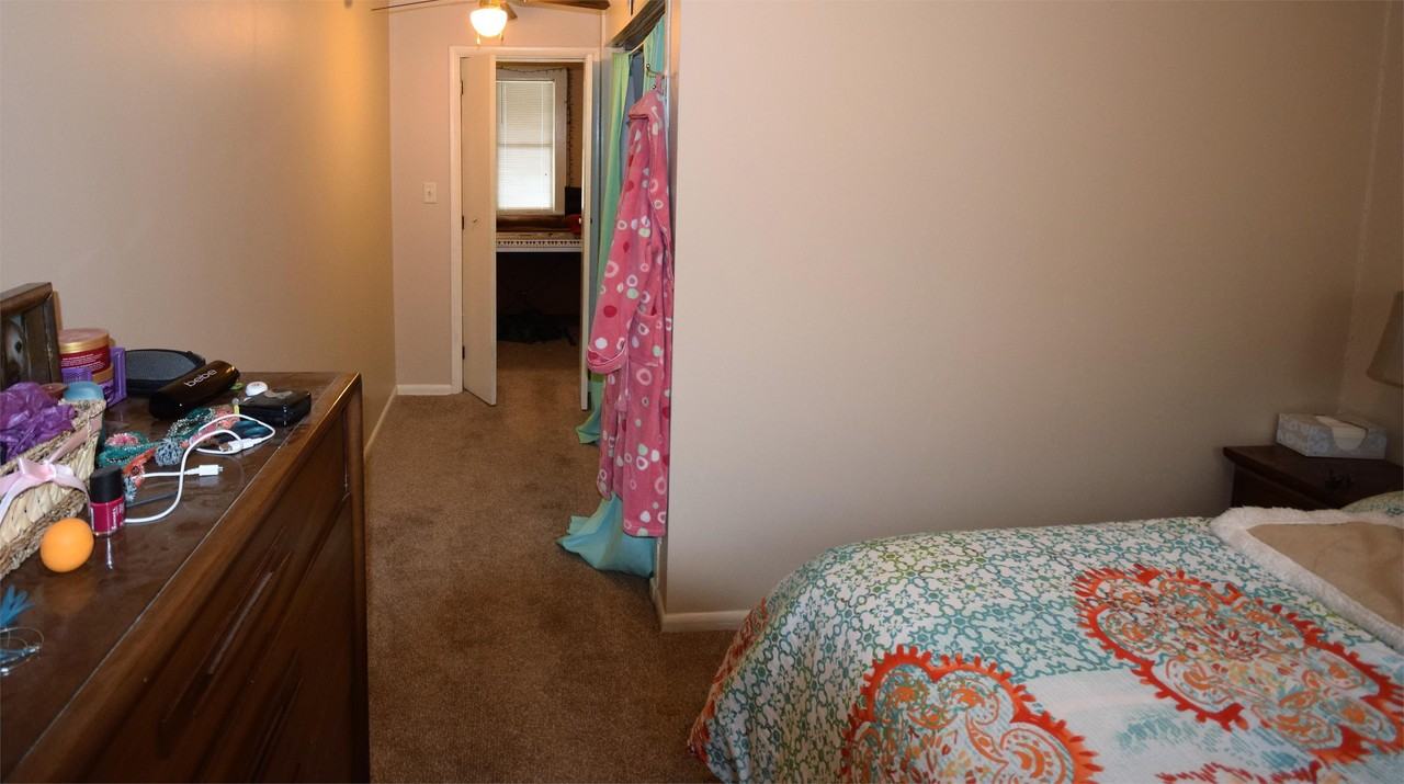 702 1st St Menasha - Photo 6 of 10