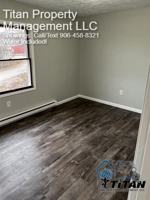 featured image of 605 Lakeshore Dr