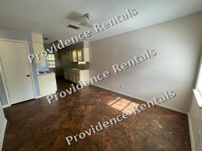 1504 West California Ave Apt #6 - Photo 2 of 5