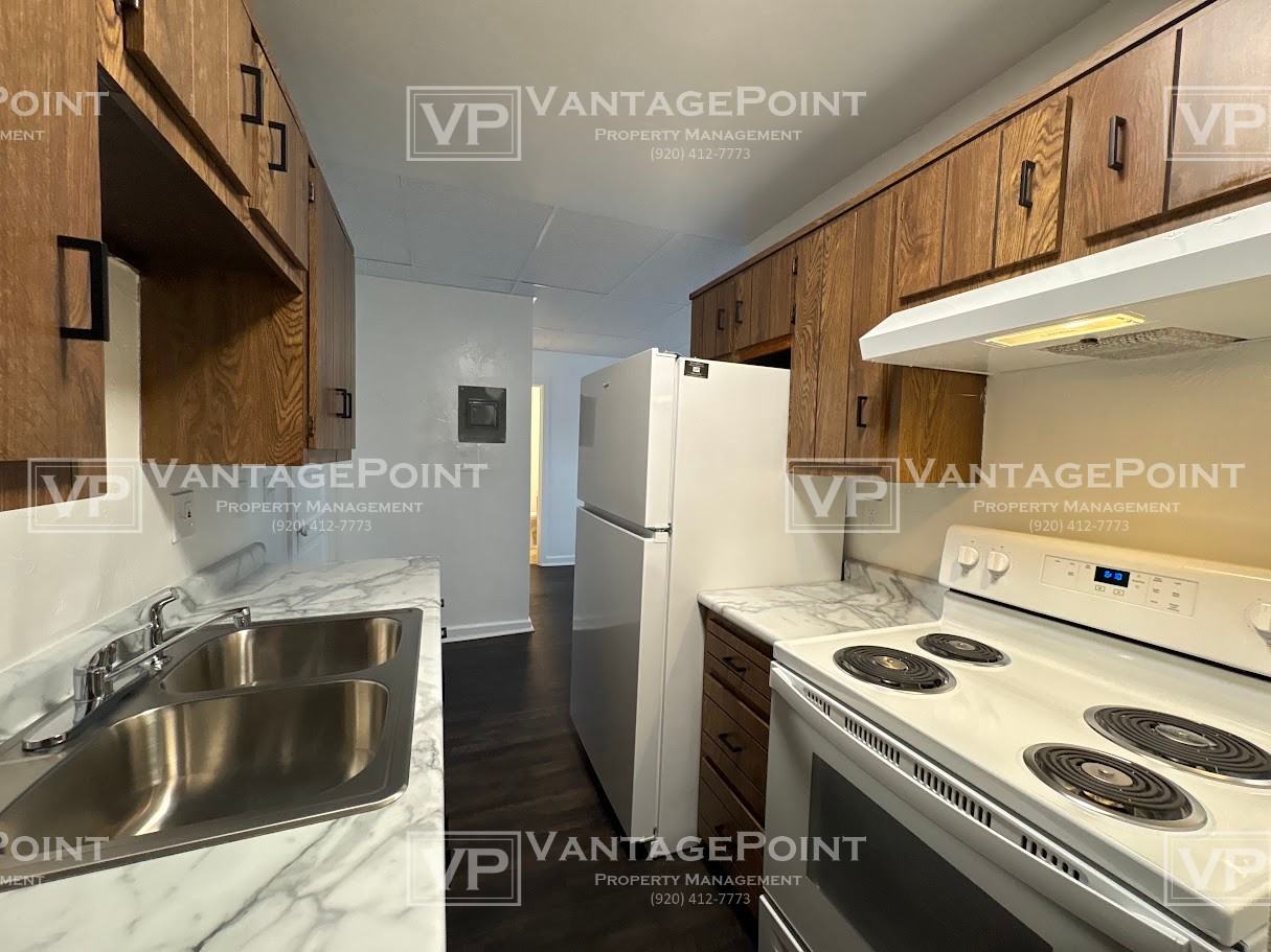 613 Hubbard Street - Photo 3 of 10