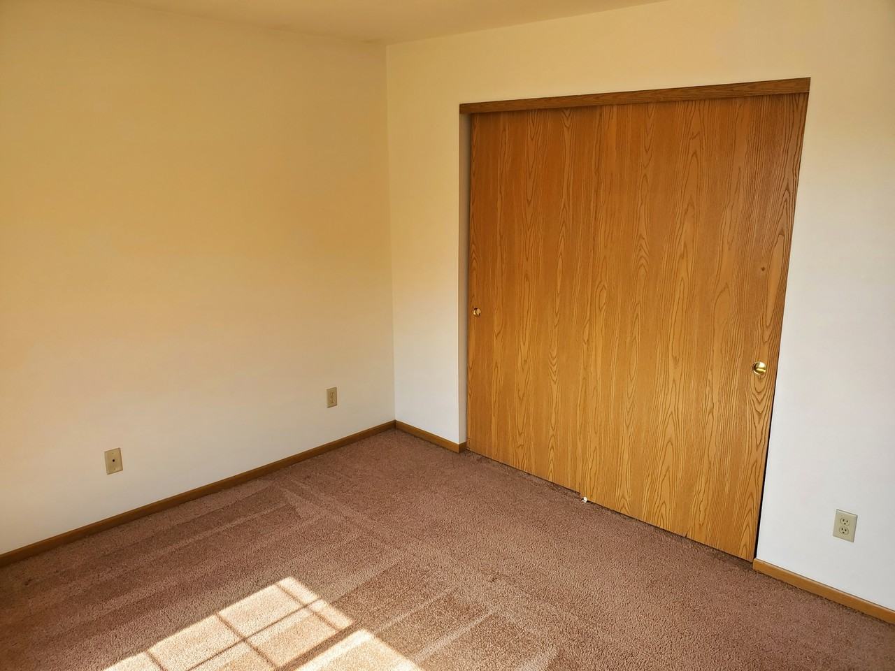 S76 W16891 Gregory Drive - Photo 7 of 13