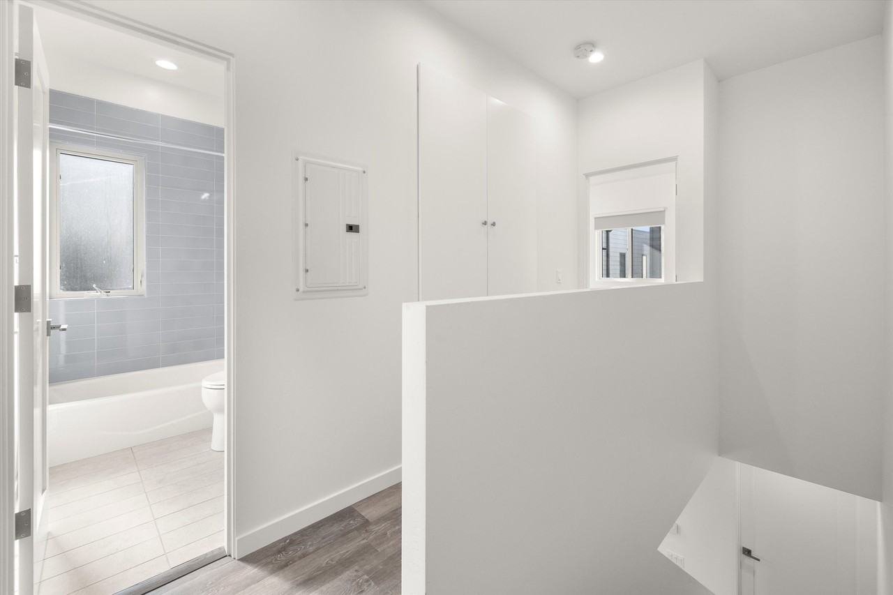415 Old Coast Highway - Photo 3 of 20