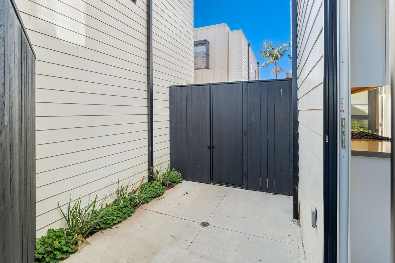415 Old Coast Highway - Photo 5 of 20