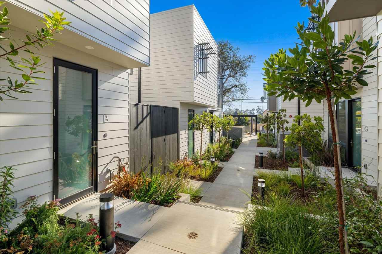 415 Old Coast Highway - Photo 7 of 20