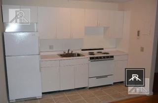 218 Babcock St #2B - Photo 1 of 1